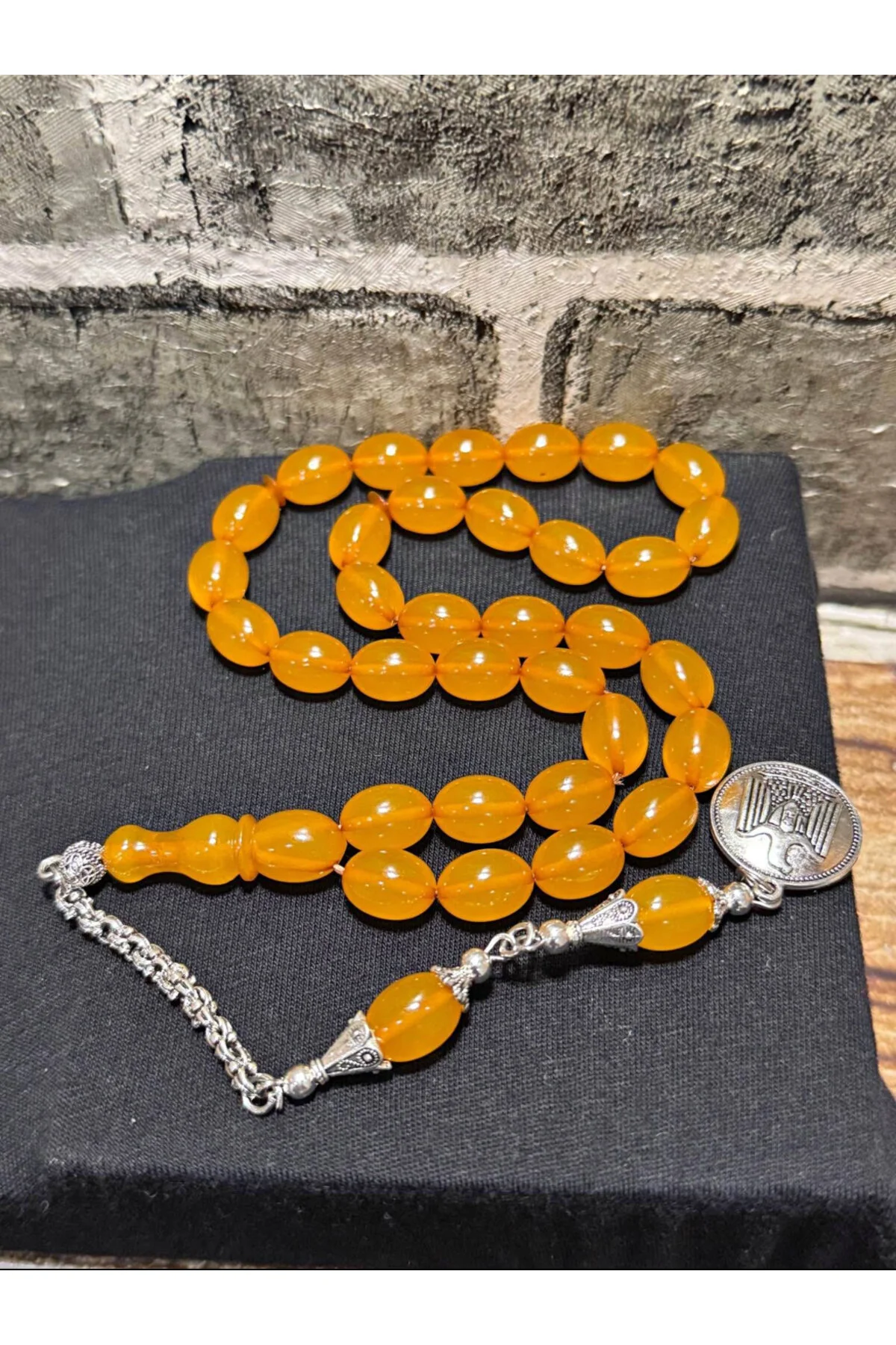 تسبیح رنگ زردآلو تاس کهربا اورجینال izmirpazarı