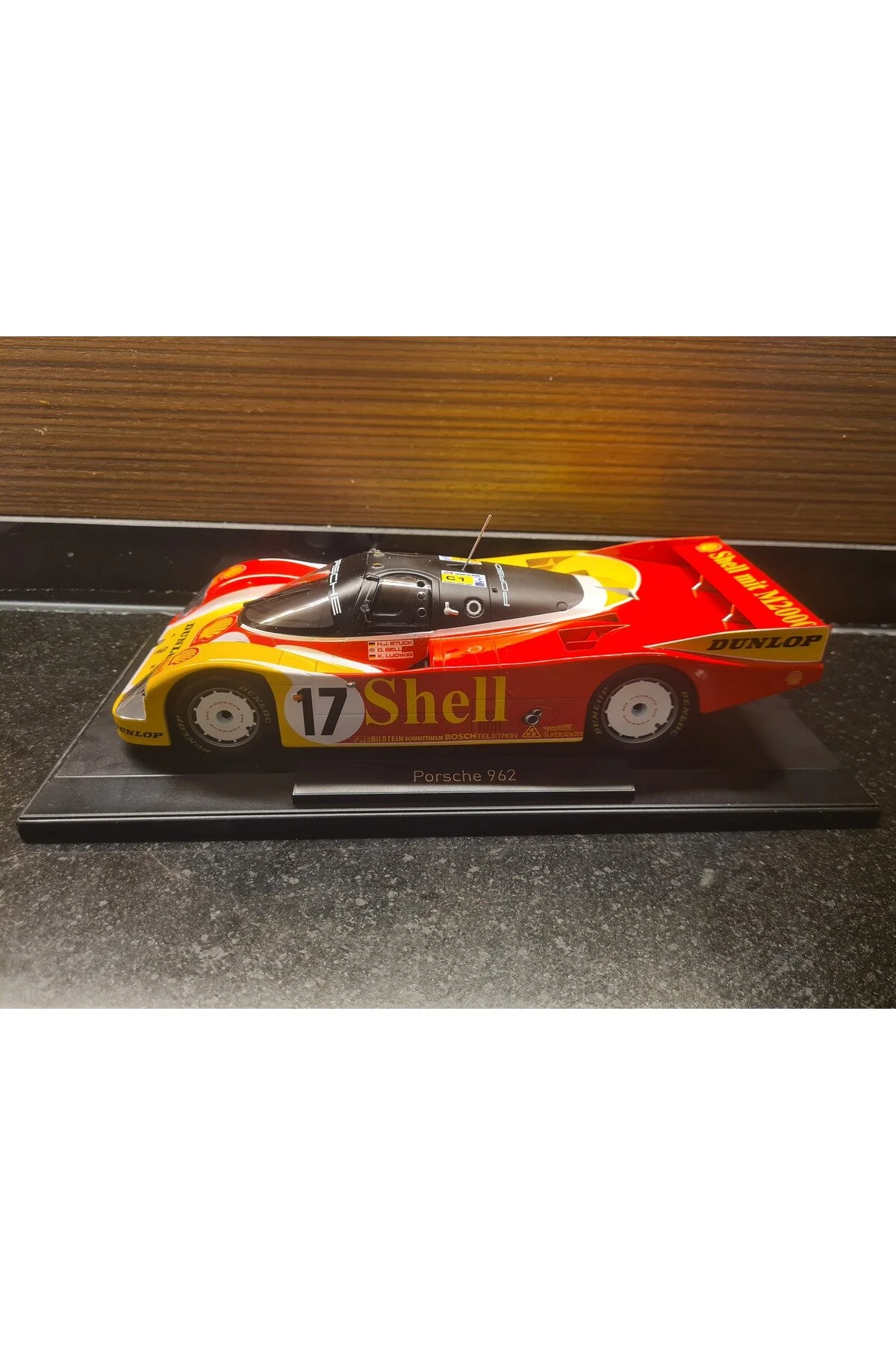 مدل خودرو 1 18 پورشه 962 C 1988 LE MANS LUDWING گیر BELL L.ENTION از 1000 Norev