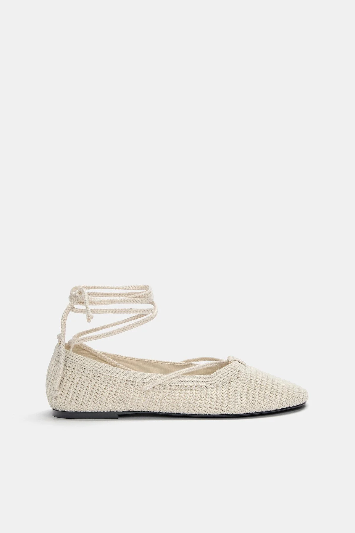 بابیت زنانه قلاب بافی با باله کمبود پول اند بیر Pull & Bear