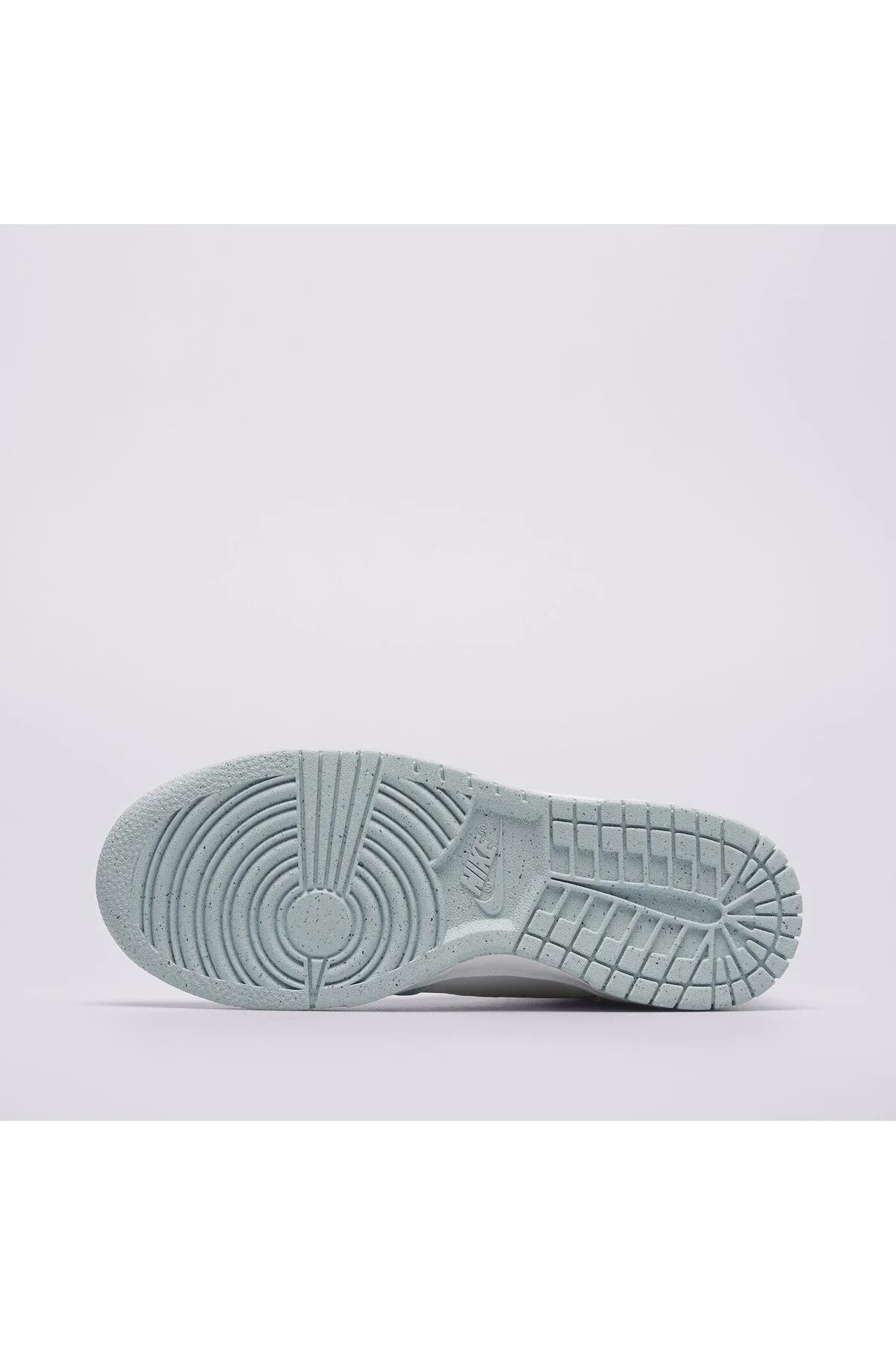 اسنیکر زنانه کفش اورجینال نایک Nike