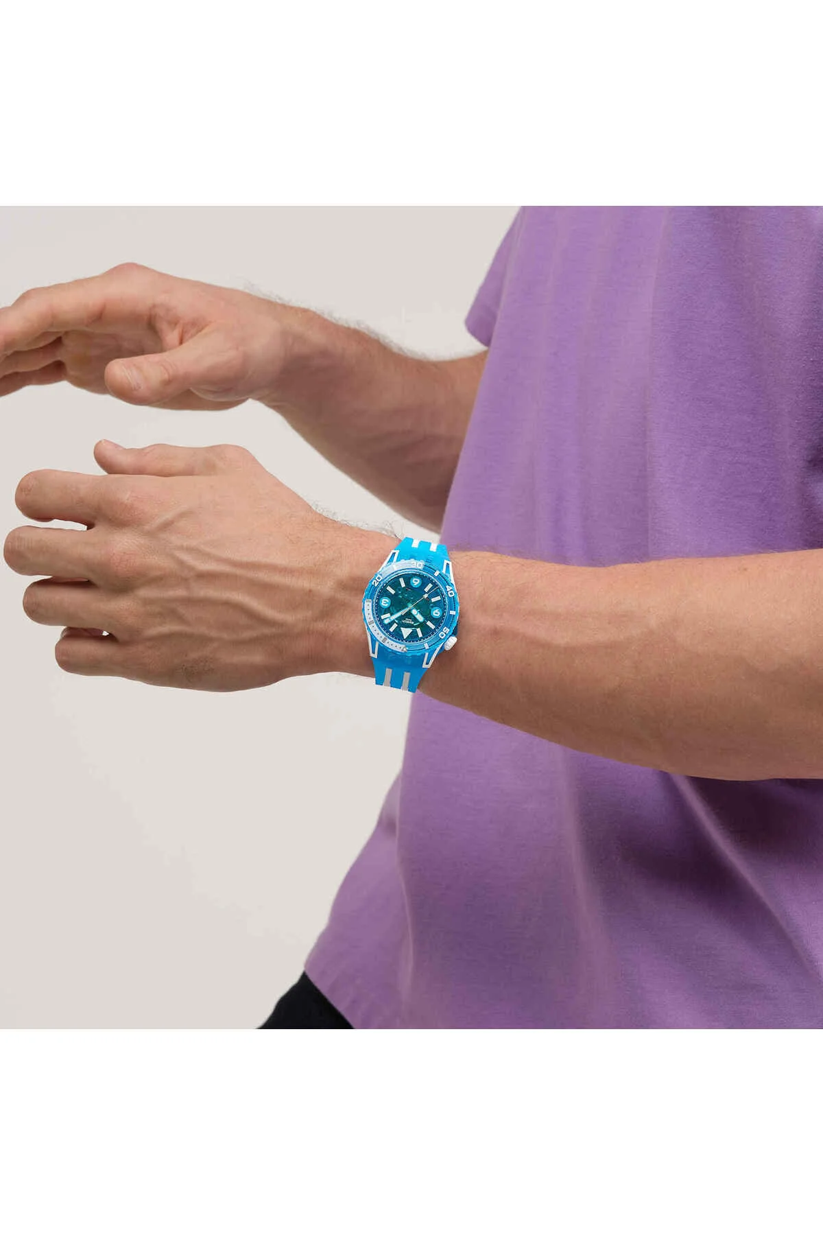 ساعت مچی آتش آبی SSCU09S100 سواچ Swatch