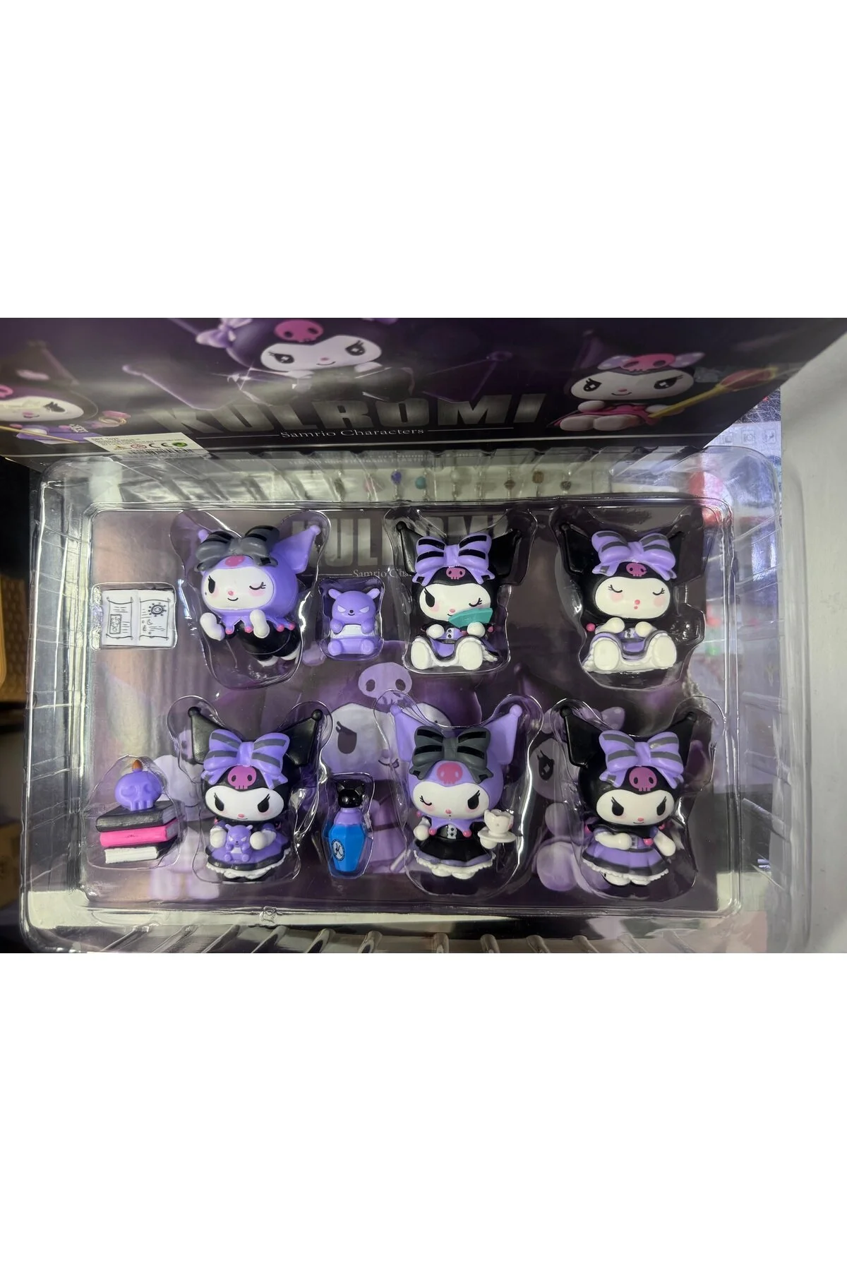 اسباب بازی های فیگور شخصیت MINISO SANRIO KUROMI HELEO KITTRY MYSTERRY BOX ANIME شکل عملکرد هالووین سری ... Choice