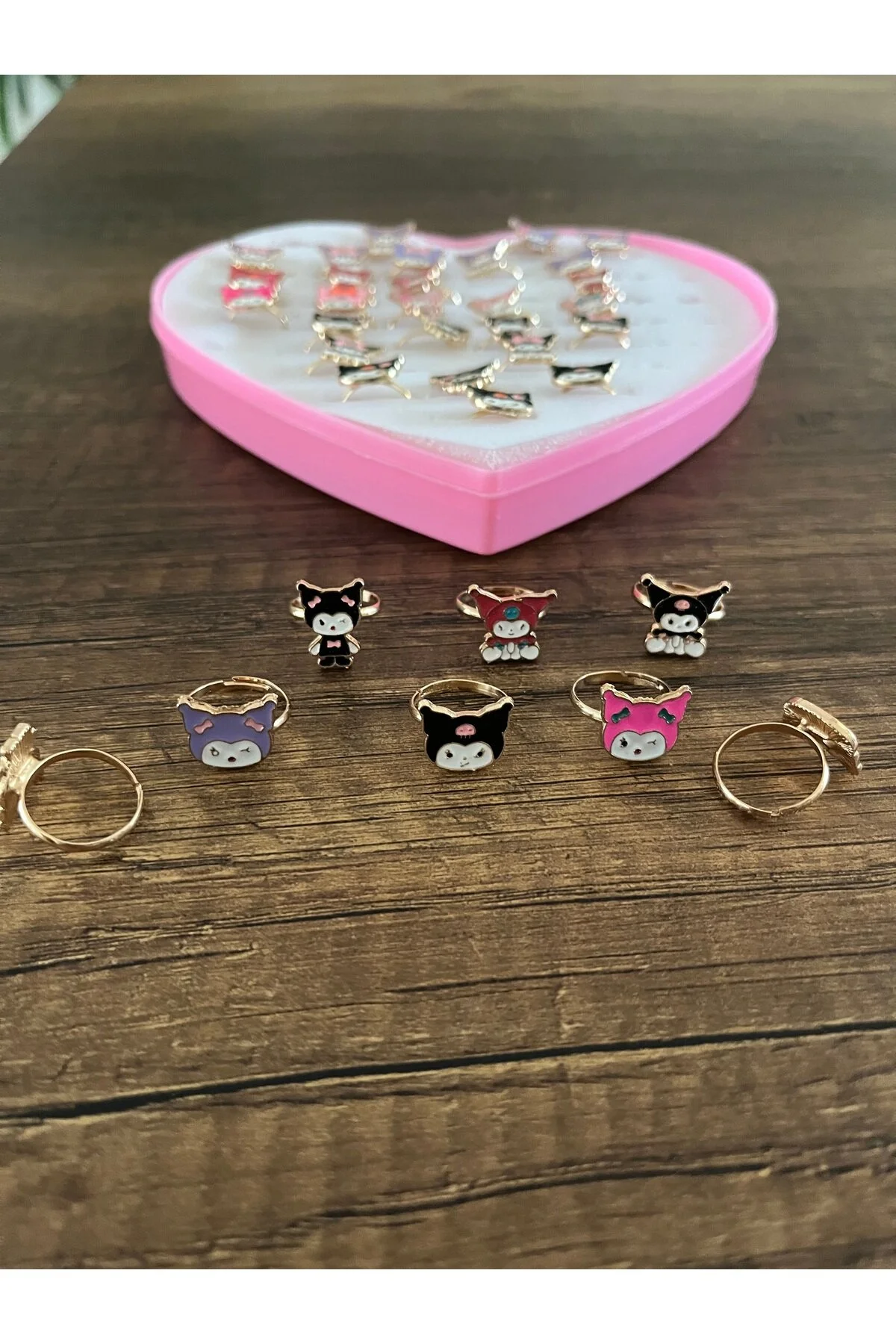 فیگور گزارش کارت هدیه تعطیلات حلقه دخترانه قابل تنظیم 3 تکه SANRIO KUROMI از ترکیه Beyaz Dükkan