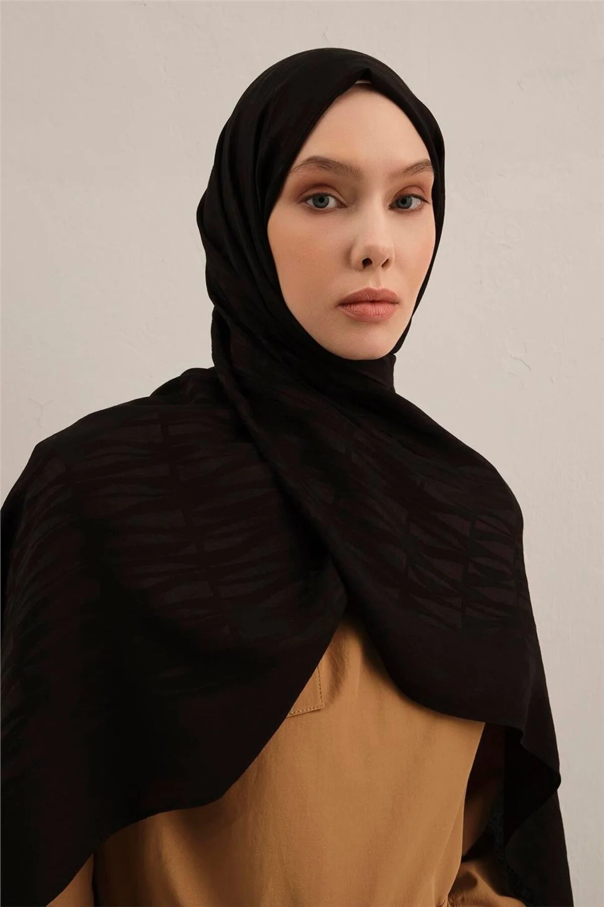 شال طرح چوب لایوسل نایا 3 01 Armine