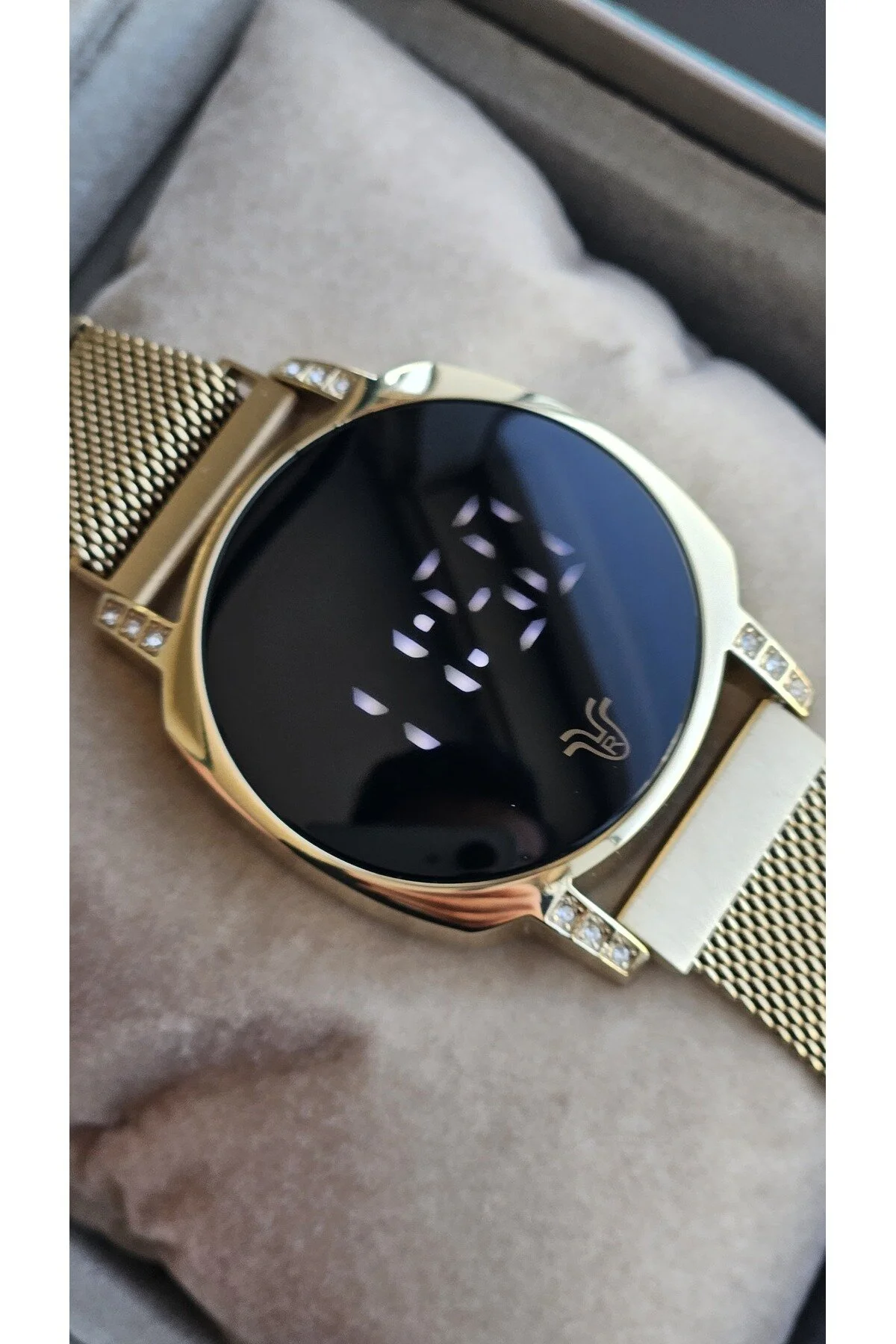 ساعت زنانه دیجیتال RYM 1121L جعبه و بند استیل 5 دستگاه خودپرداز 2 سال گارانتی Raymond