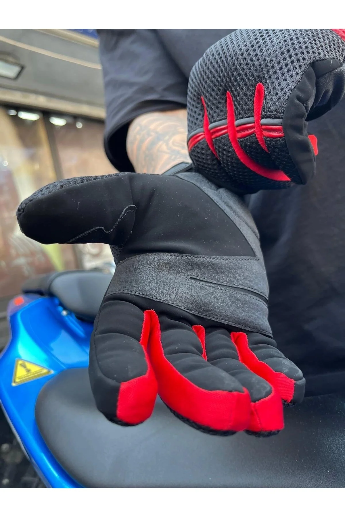 دستکش موتورسیکلت مردانه 940 قرمز سیاه تابستانی Venom