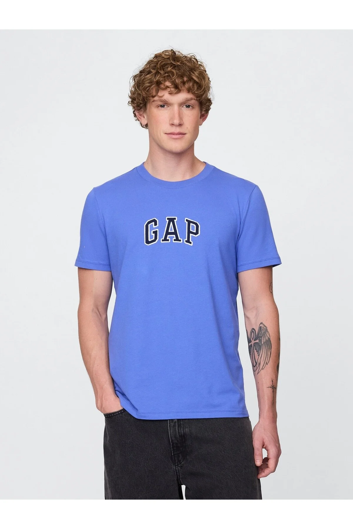 تی شرت آرم آبی مردان GAP