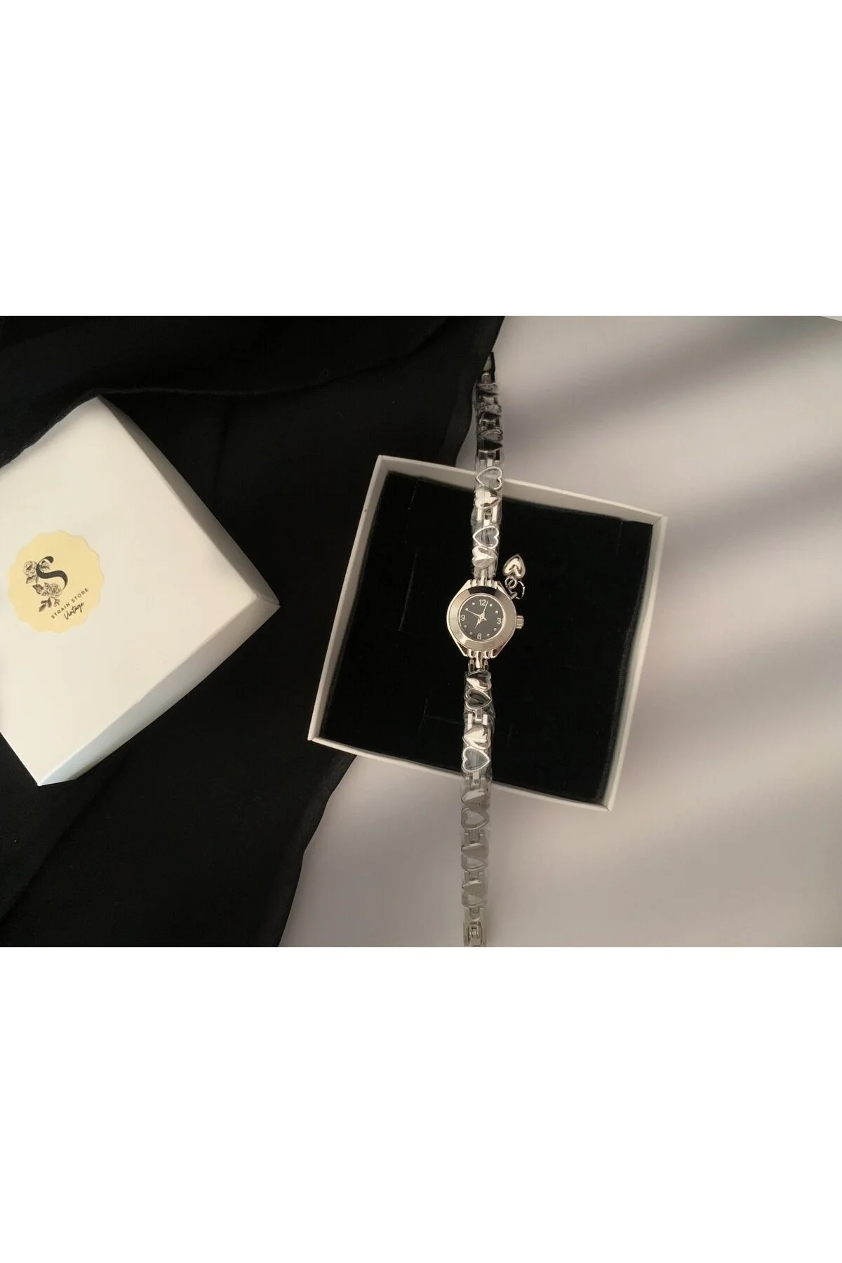 ساعت زنانه مدل PINTEREST MODEL BLACK HEART CHARM VINTAGE chaoyada