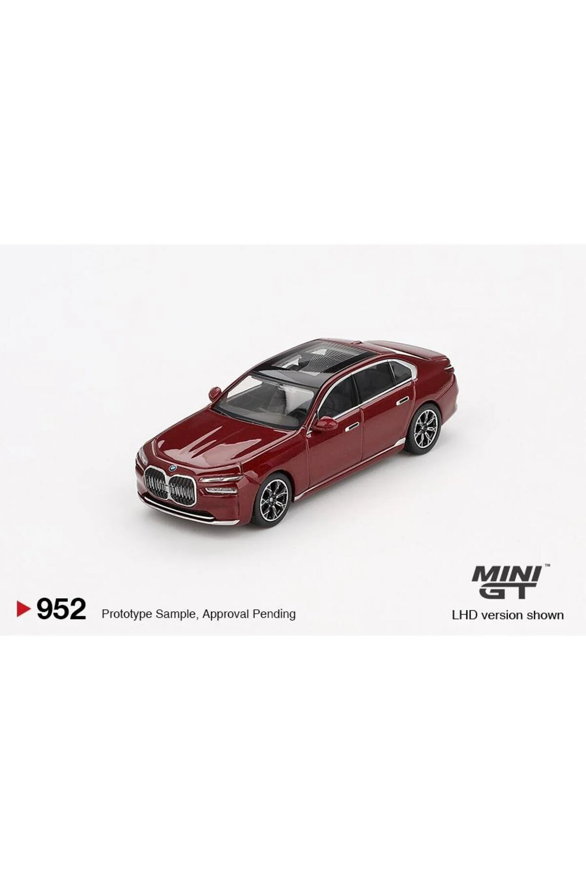 مدل خودرو BMW I7 XDRIVE60 AVENTURINE 952 اورجینال mini gt