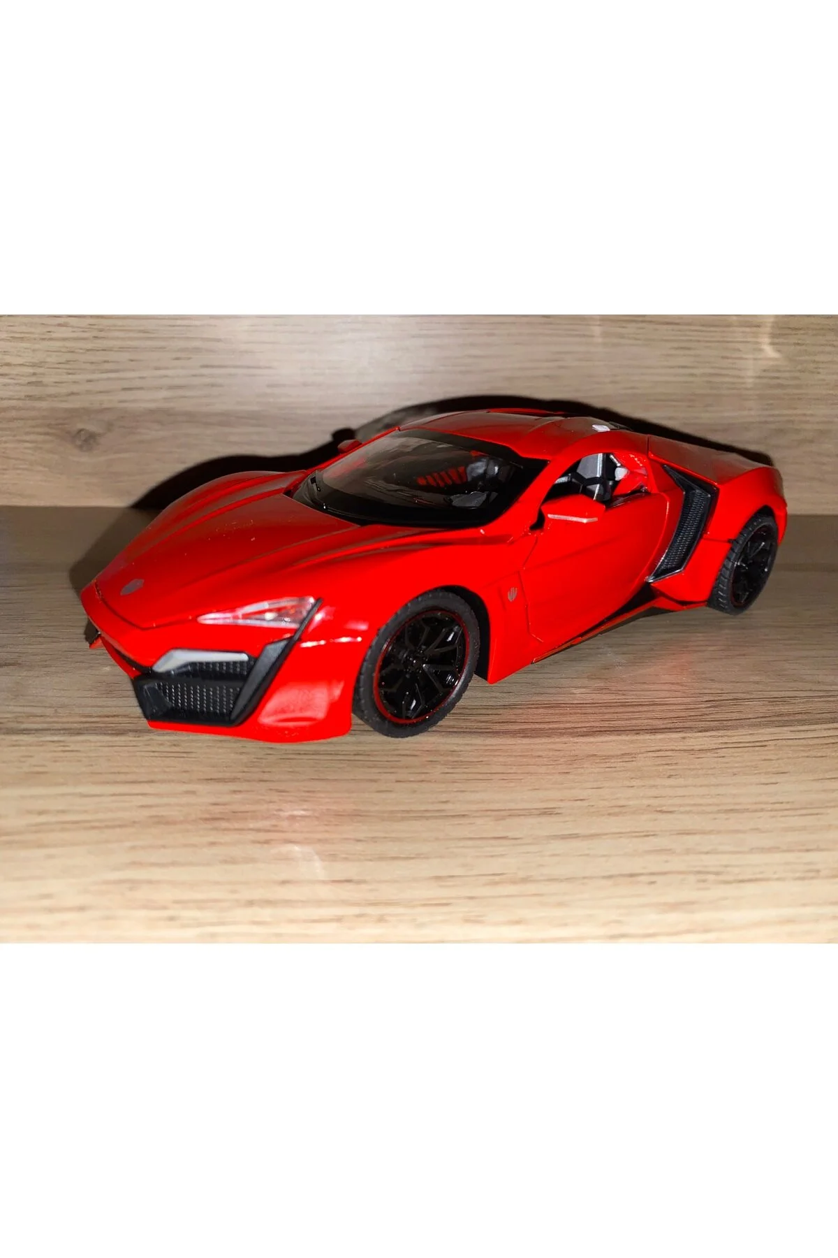 ماشین اسباب بازی LYKAN HYPERSPORT 1.24 METAL COLLECTION CAR DOOM سریع و خشمگین فیلم عصبانی liss çarşı