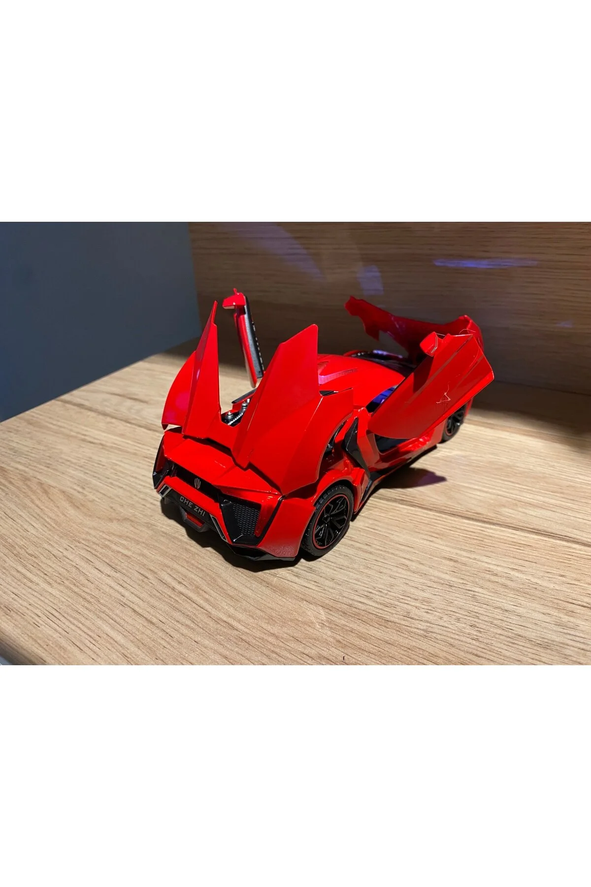 ماشین اسباب بازی LYKAN HYPERSPORT 1.24 METAL COLLECTION CAR DOOM سریع و خشمگین فیلم عصبانی liss çarşı
