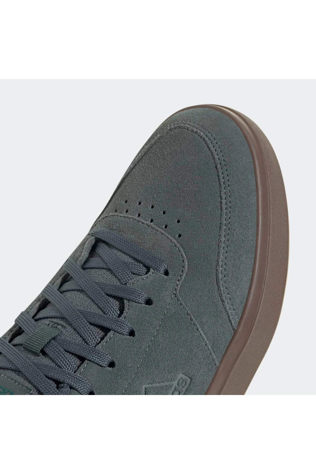 اسنیکر مردانه PARK ST GUM5 اورجینال آدیداس adidas