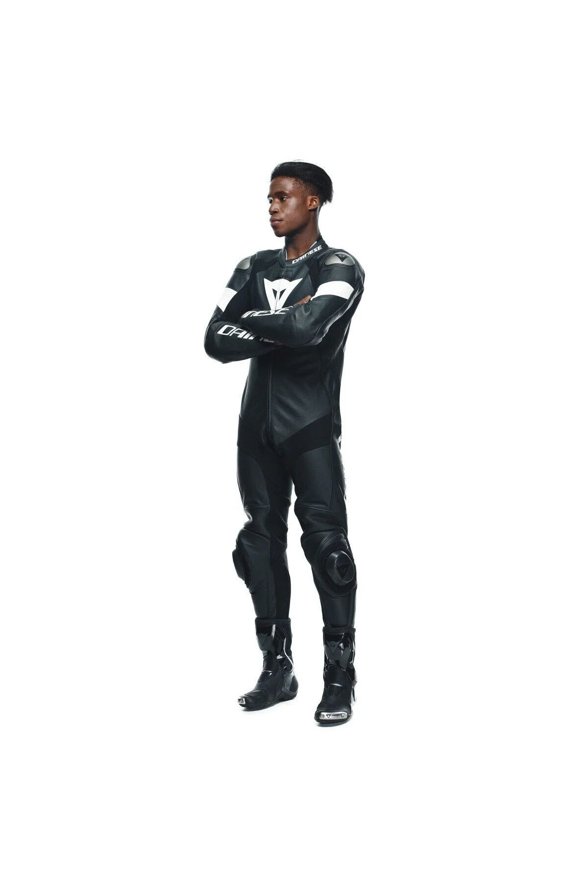 سرهمی موتورسوار مردانه و زنانه TOSA 1 PCS SOUIS LEATHER PERF. سیاه کی Dainese