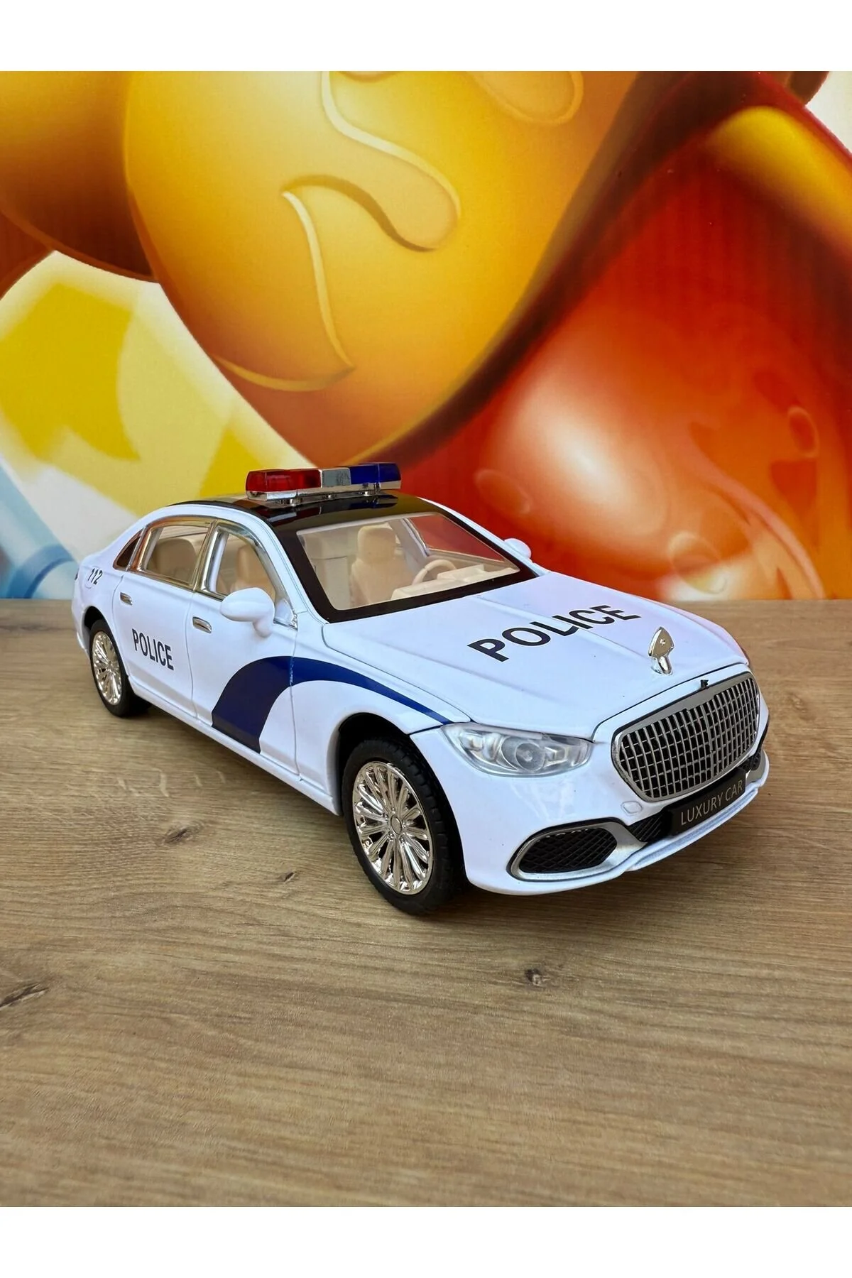 مدل خودرو مرسدس بنز S680 مایباخ پلیس ماشین دیکست اسباب بازی با صدا و نور اورجینال scntoys
