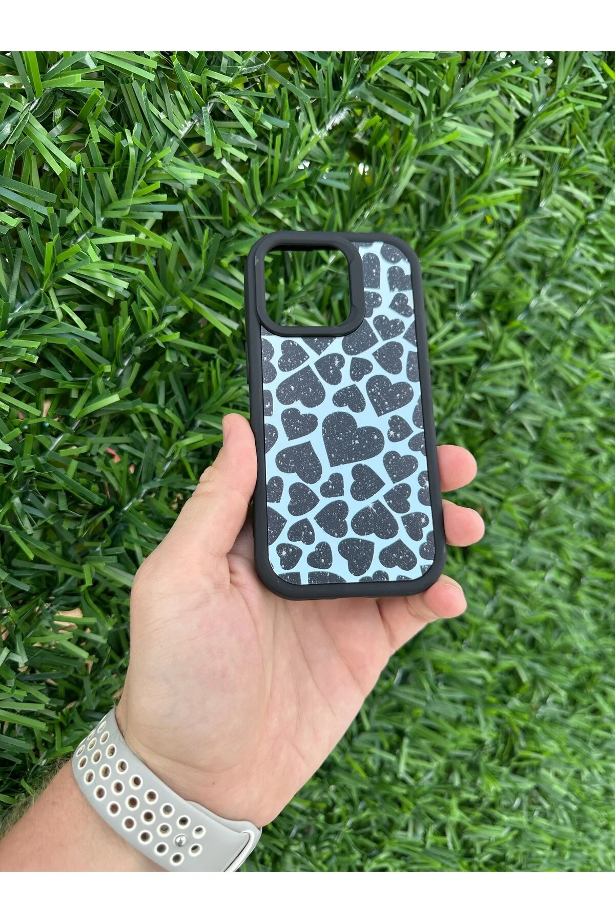 کاور و قاب گوشی سیلیکونی قلب رنگارنگ MIRRORED سازگار با IPHONE 16 PRO YZGOLDEN