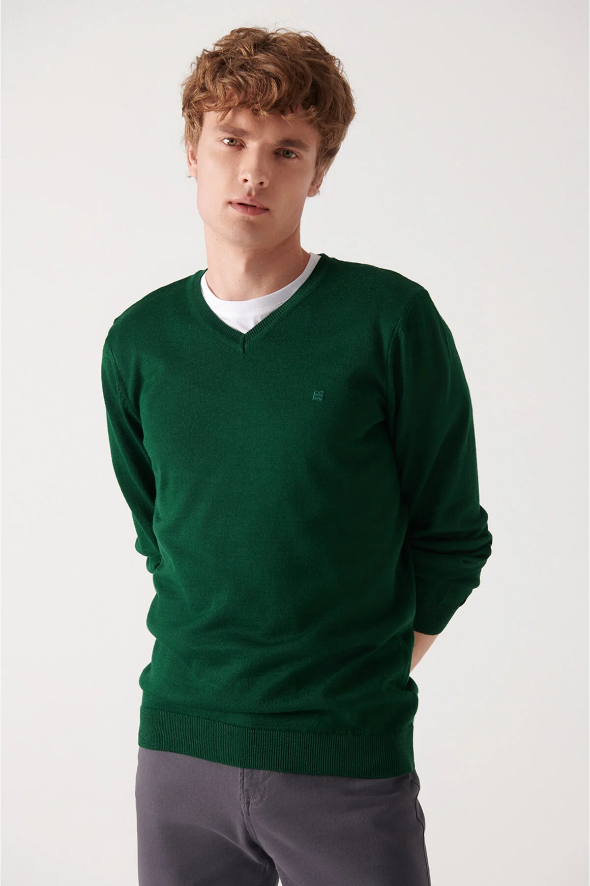 پلیور سبز مردانه Green V Neck Wool Sweater Mixed Lourewear آوا Avva