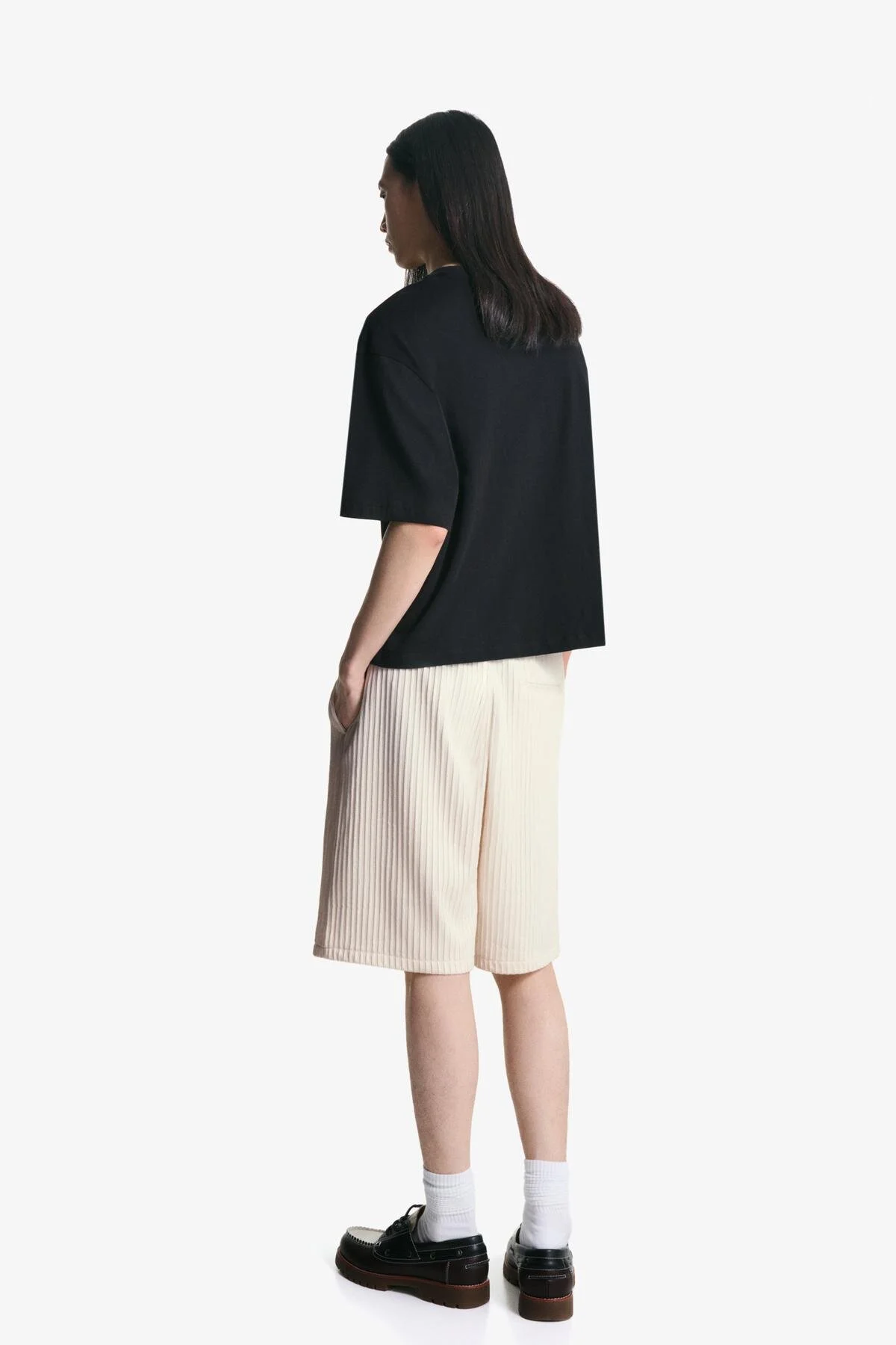 شلوارک Pileli skater برشکا اورجینال Bershka