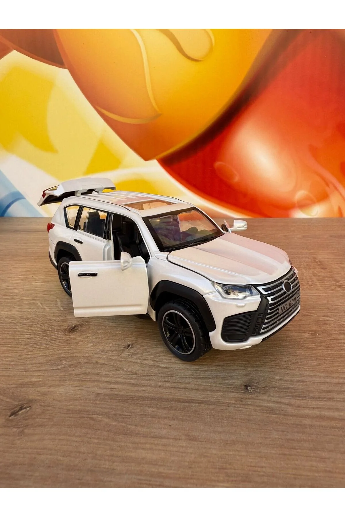 مدل خودرو ماشین لکسوس دیکاست اورجینال scntoys
