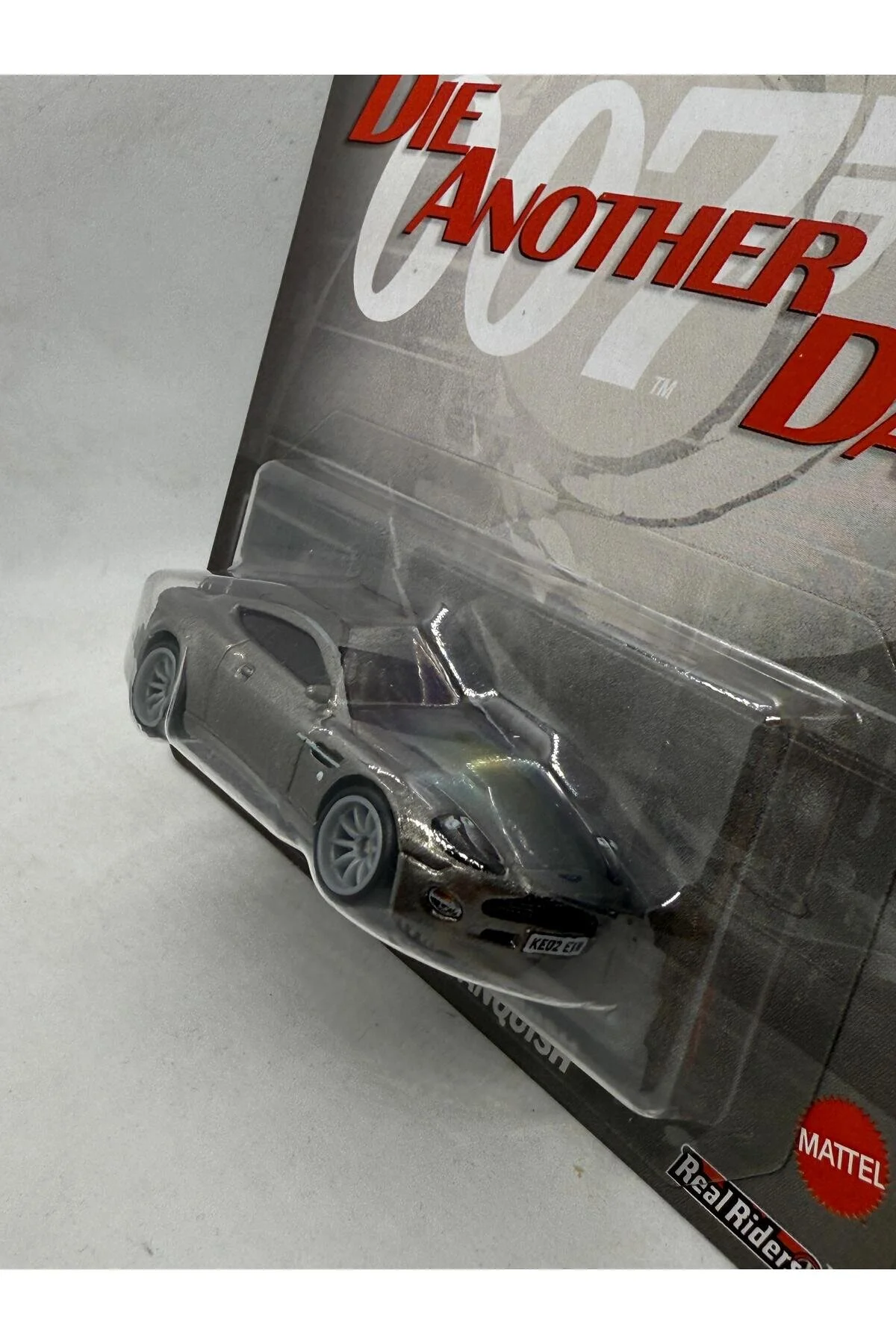 ماشین اسباب بازی PREMIUM ASTON MARTIN VANQUISH یک روز دیگر 007 جیمز باند بمیرید HOT WHEELS