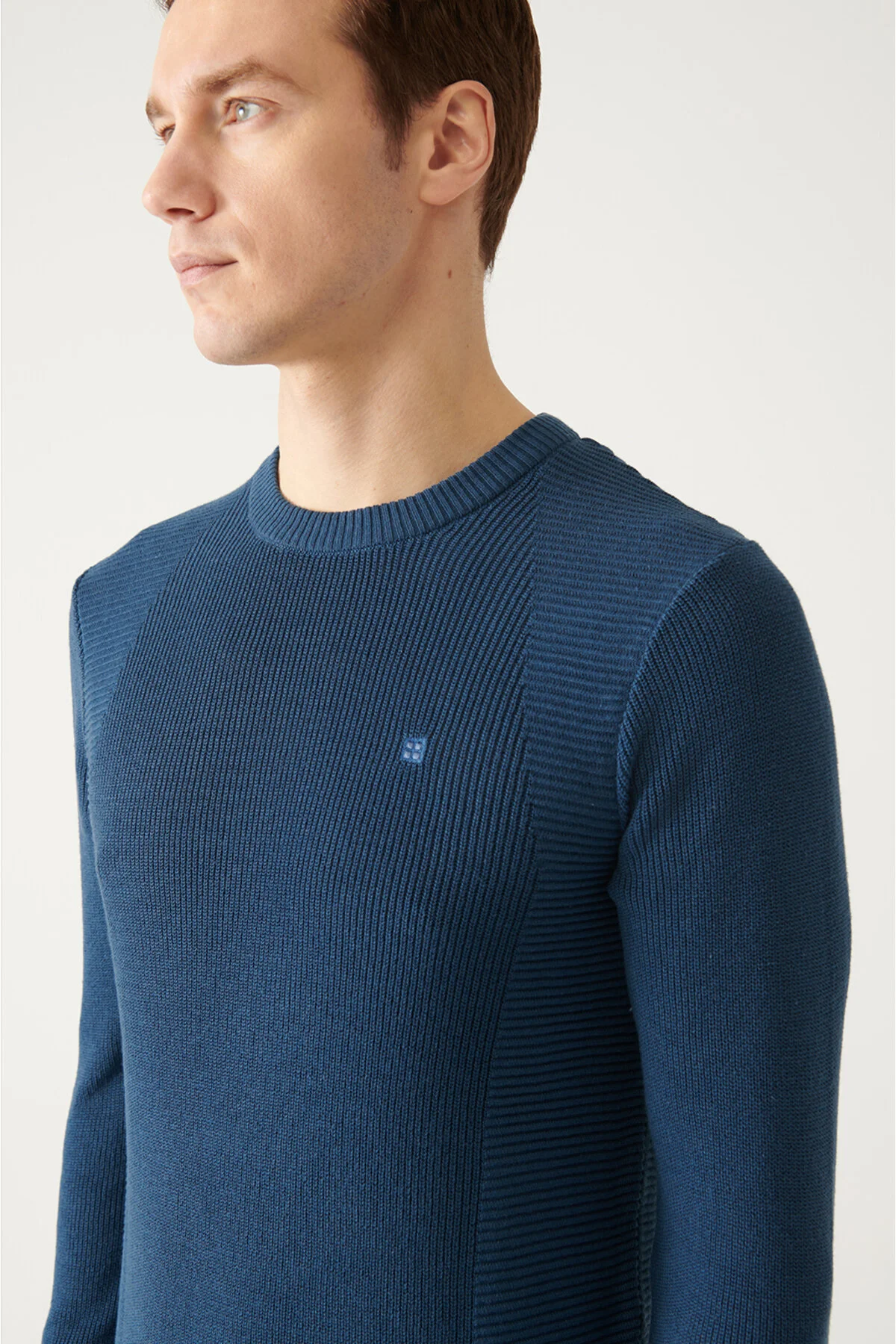پلیور آبی مردانه دوچرخه نیلی Yaka Jacquard Cnitwear A22Y5178 آوا Avva
