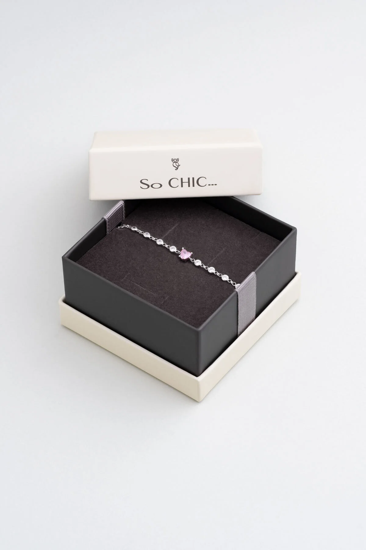 دستبند نقره ای 19 سانتی متری با روکش طلای سفید 18 عیار So Chic
