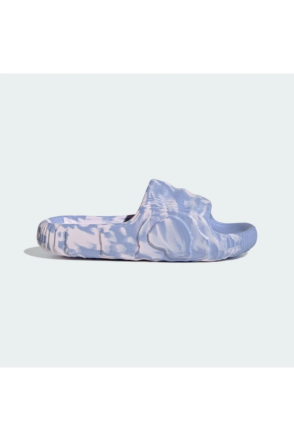 کفش زنانه 22 در انصاف آدیداس adidas