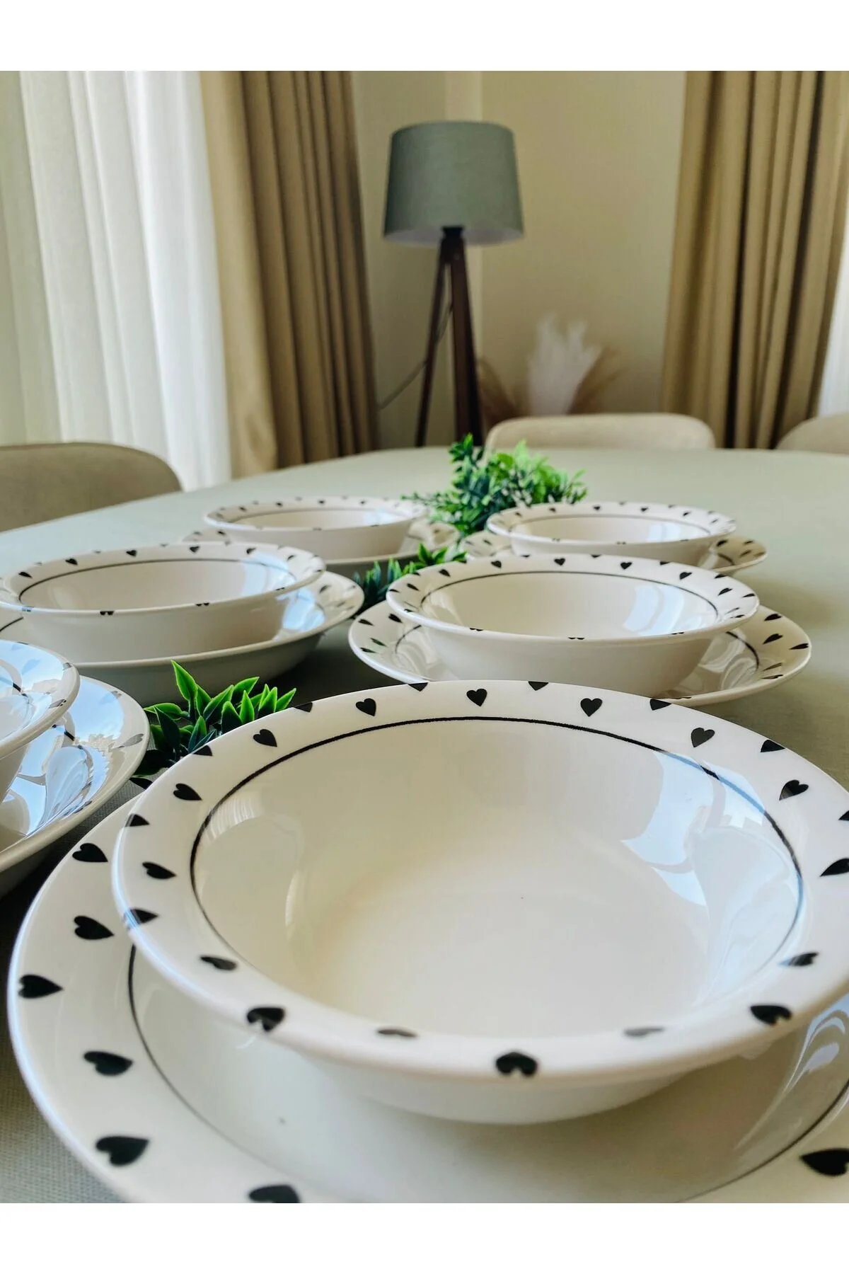 سرویس غذاخوری ست شام مدرن 12 تکه مدل قلب مشکی 6 سوپ + بشقاب VENÜS HOME DECORATION