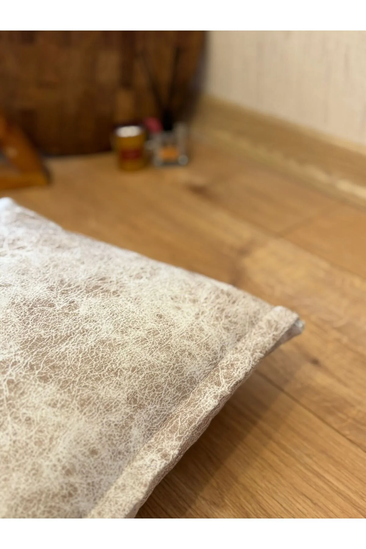 کوسن صندلی زمین مخملی بسیار مفید 60X60 Kumru Çeyiz