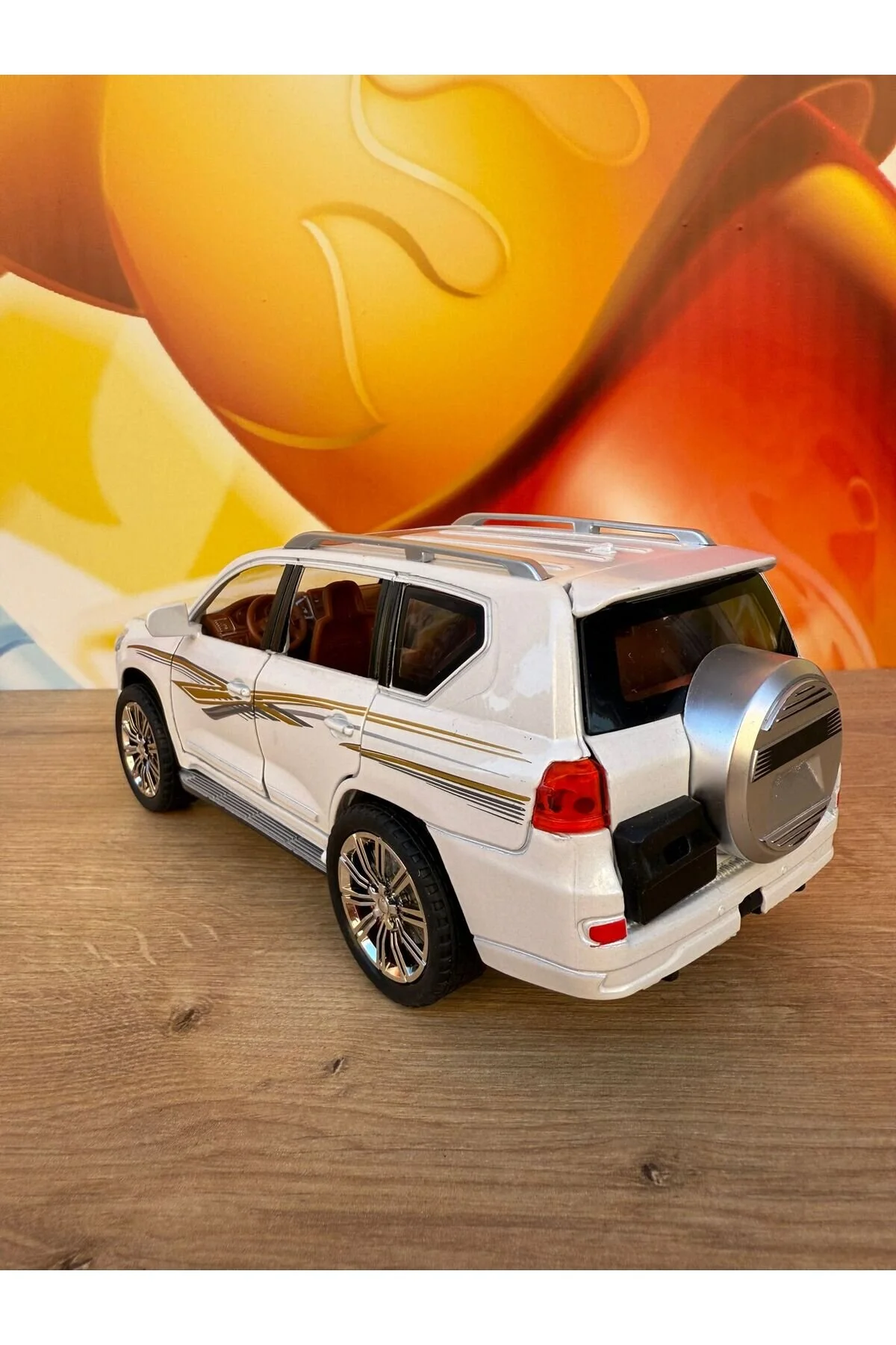 مدل خودرو TOYOTA LAND CRUISER GIP DIECAST 1:24 هود درب اتومبیل scntoys