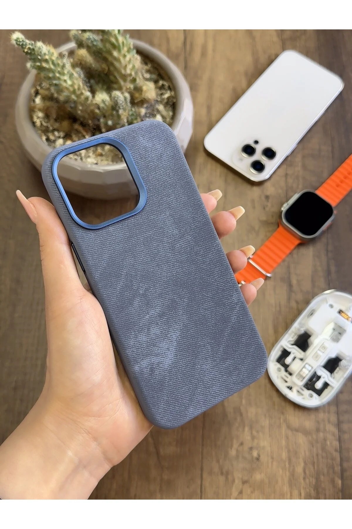 کاور و قاب محافظ سطح مخملی سازگار MAGSAFE با IPHONE 13 PRO MAX SOOCASE691 MTL