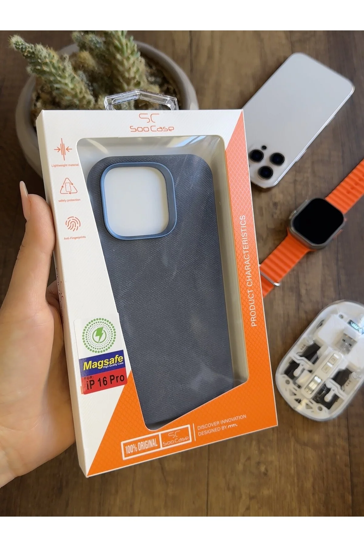کاور و قاب محافظ سطح مخملی سازگار MAGSAFE با IPHONE 16 PRO SOOCASE691 MTL