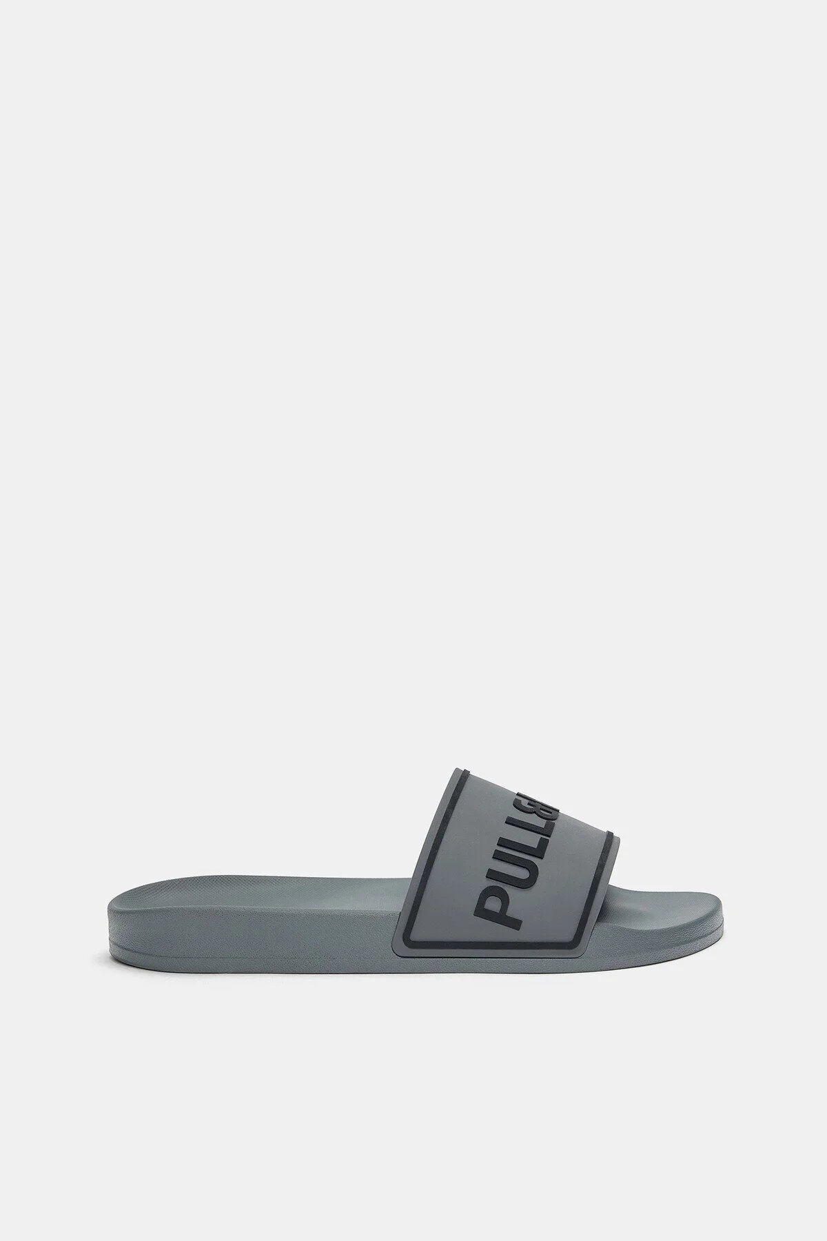 صندل مردانه لغزنده پرواز انگشت پول اند بیر Pull & Bear