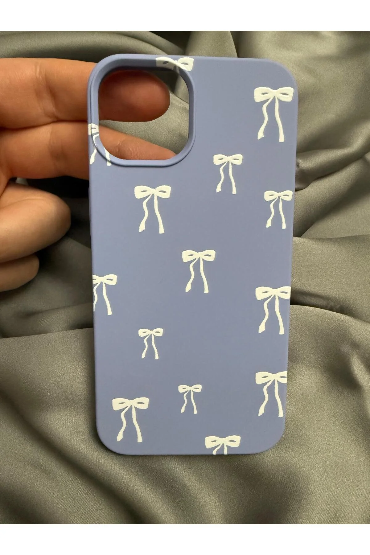 کاور و قاب گوشی سیلیکونی سازگار با IPHONE 13 14 الگوی راه اندازی مخملی در داخل kalimera