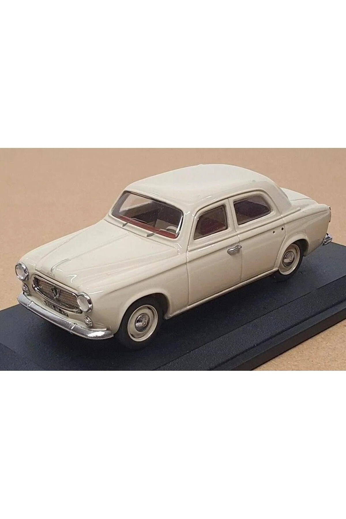مدل خودرو MINIACARS 1961 PEUGEOT 403 BERLIN 1 43 ماشین Solido