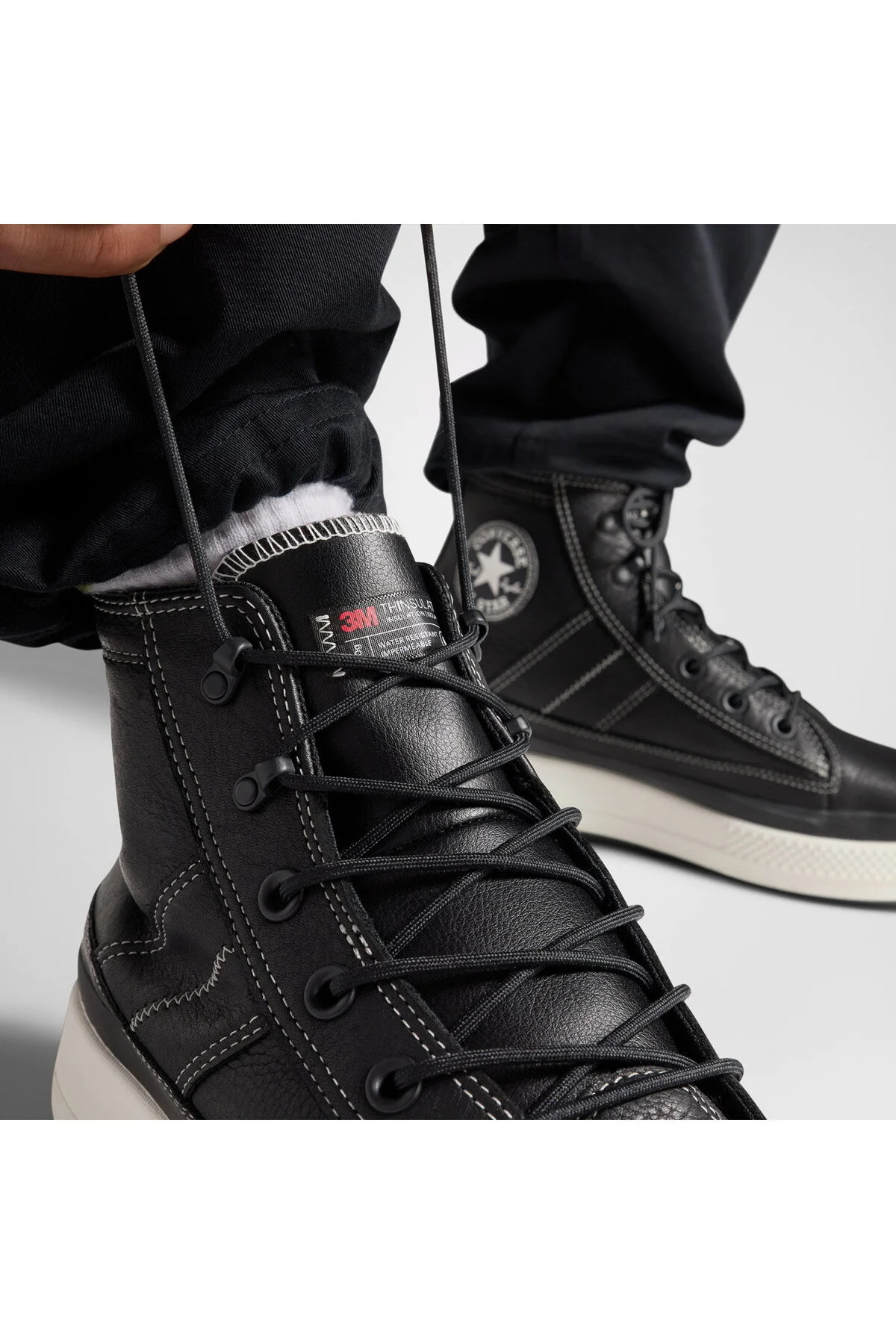 اسنیکر کفش ورزشی چرمی مشکی یونیسکس چاک تیلور ALL STAR EQUIP کانورس Converse
