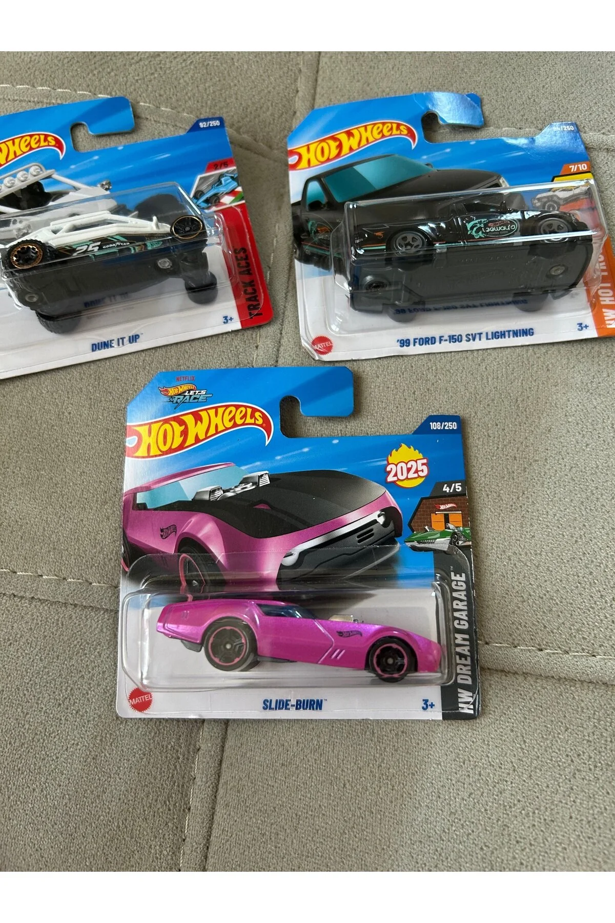 ماشین اسباب بازی اتومبیل های مارک 3 اورجینال HOT WHEELS