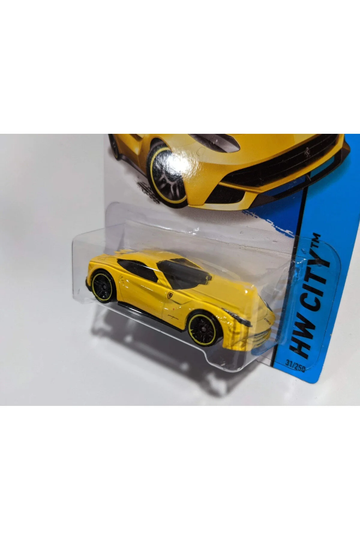 ماشین اسباب بازی فراری F12BERLINETTA اورجینال HOT WHEELS