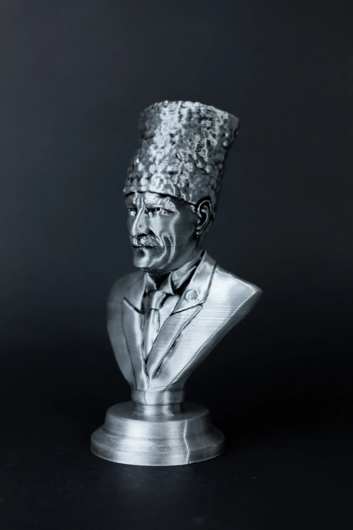 فیگور MUSTAFA KEMAL شکل شلوار 17 سانتی متر domini