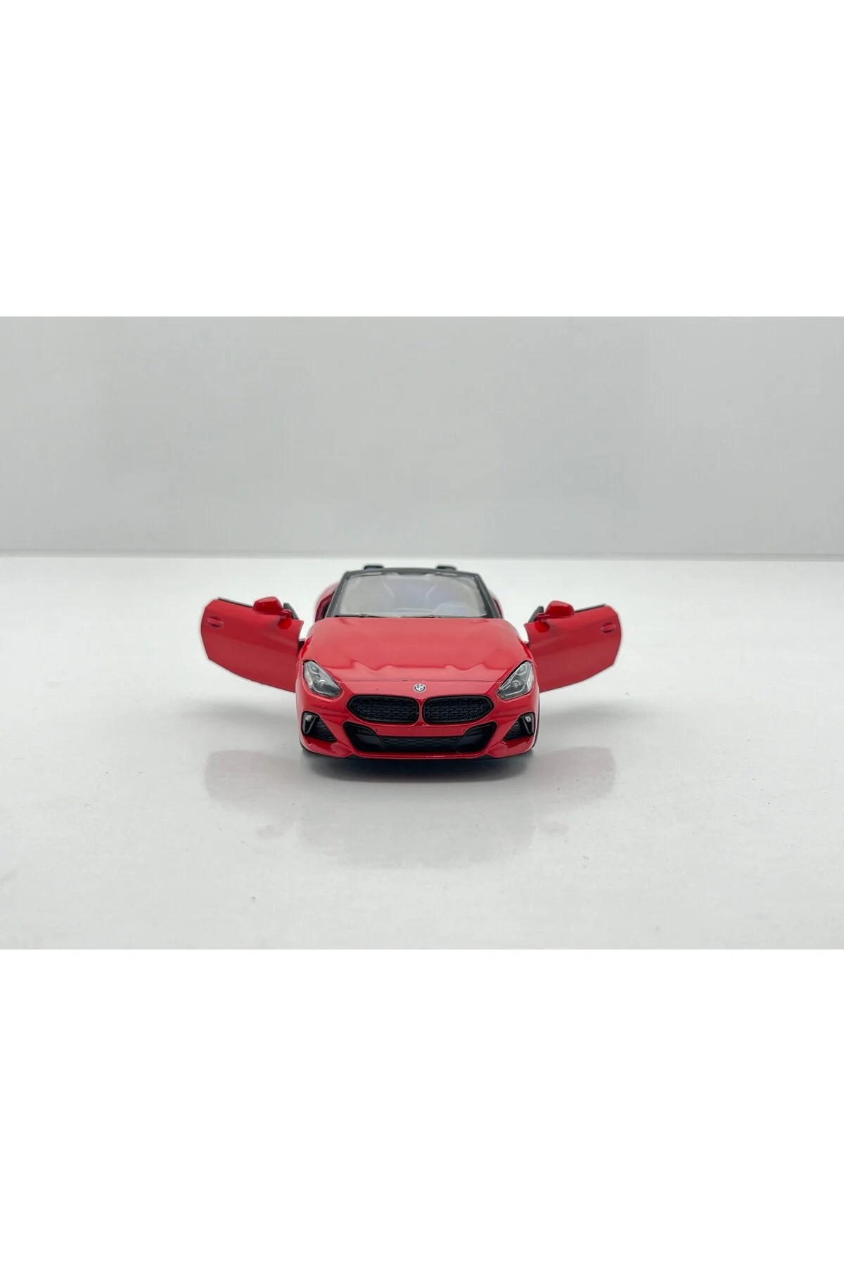 ماشین اسباب بازی BMW Z4 اورجینال Kinsmart