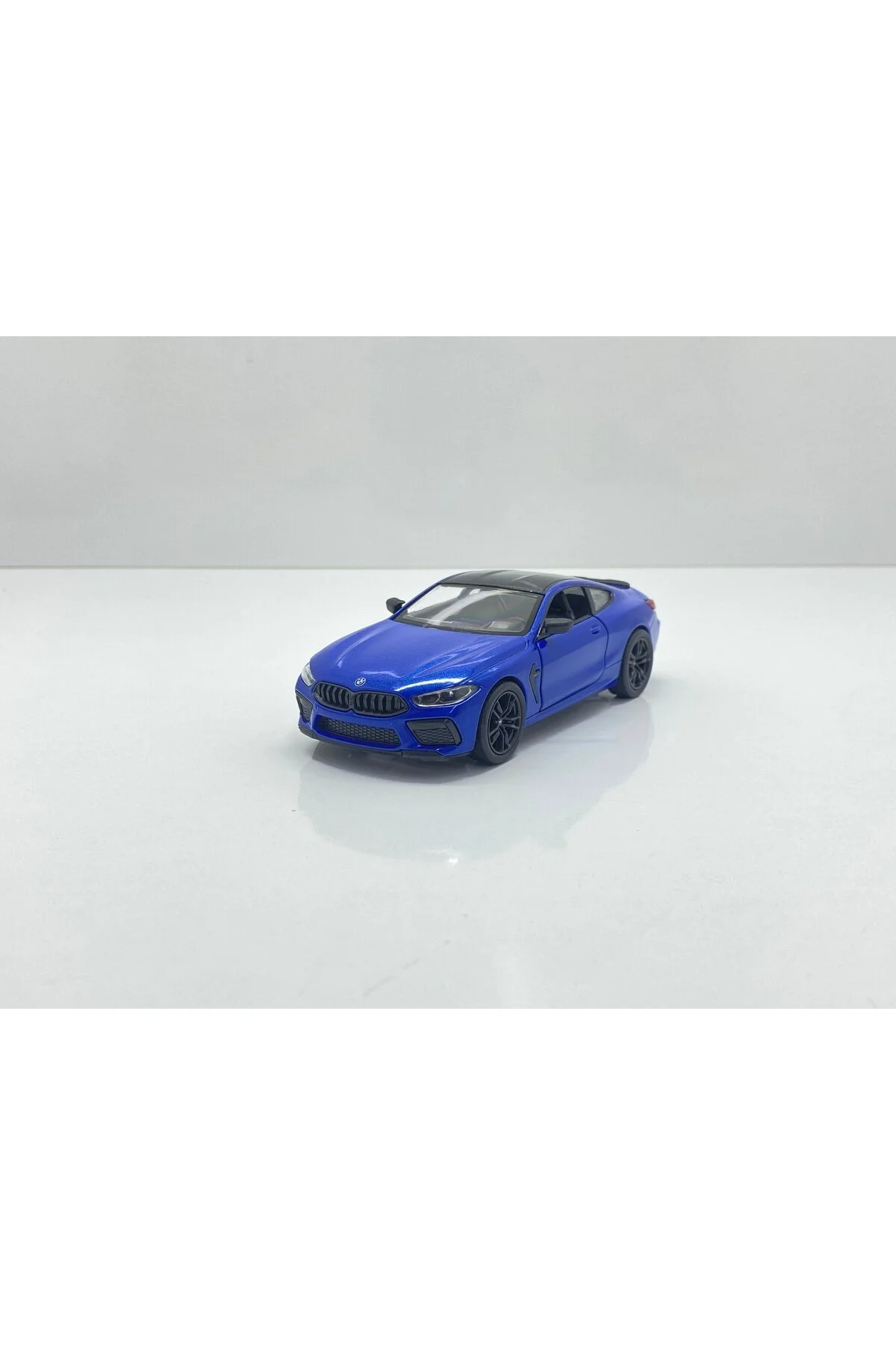 ماشین اسباب بازی BMW M8 COMPETITION کوپه اورجینال Kinsmart