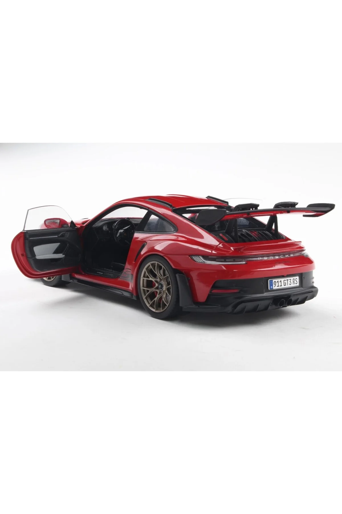 مدل خودرو S1812101 1 18 PORSCHE 911 GT3 RS – GUARDS RED 2024 اورجینال Solido