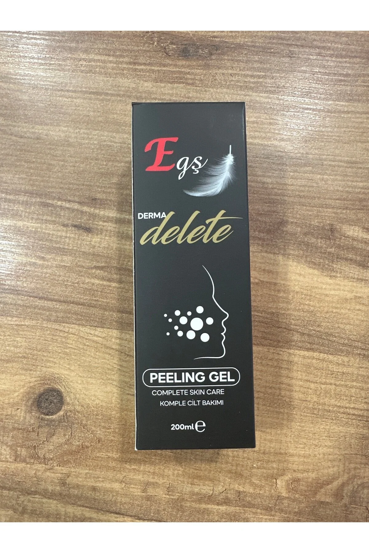 اسکراب صورت 200 میلی لیتری Dermadelete با فرمولاسیون خاص برای پوست Egş DERMA delete