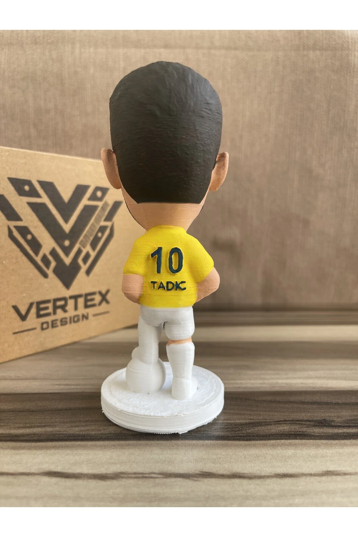فیگور TADIC 3D فوتبالیست فن ریزه کاری هدیه مرد اسباب بازی زرد ناوی آبی قناری از ترکیه VertexDesign3D