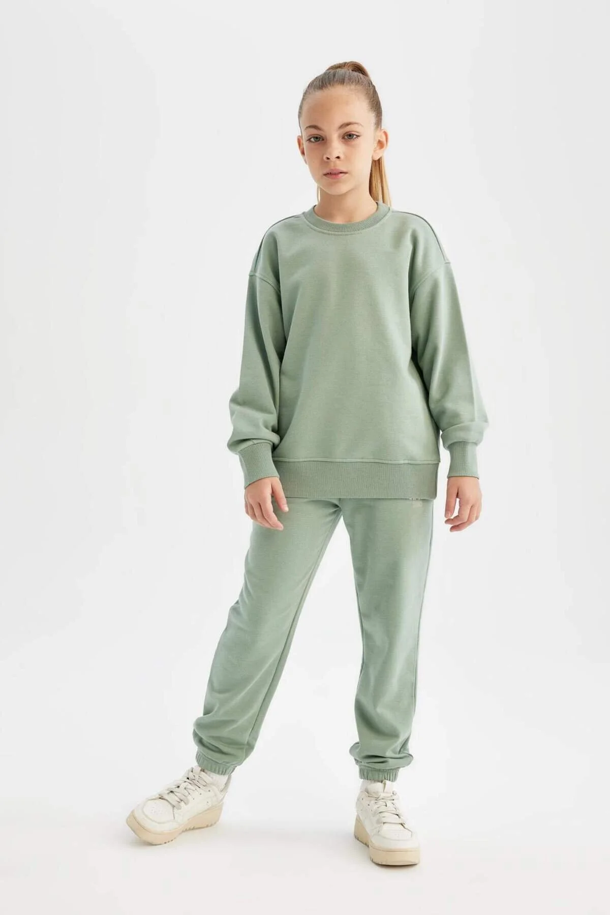 شلوار گرمکن سبز دخترانه و بچگانه کمر طرح دار دختران Jogger School With Pocket Six دفاکتو Defacto