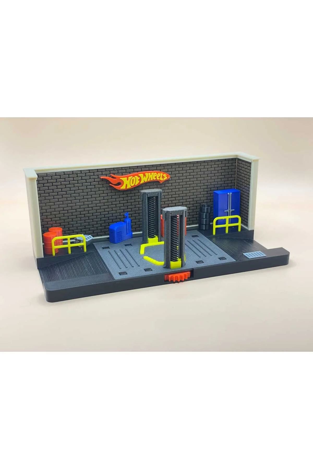 ماشین اسباب بازی 1:64 غرفه گاراژ DIORAMA هات ویلز HOT WHEELS