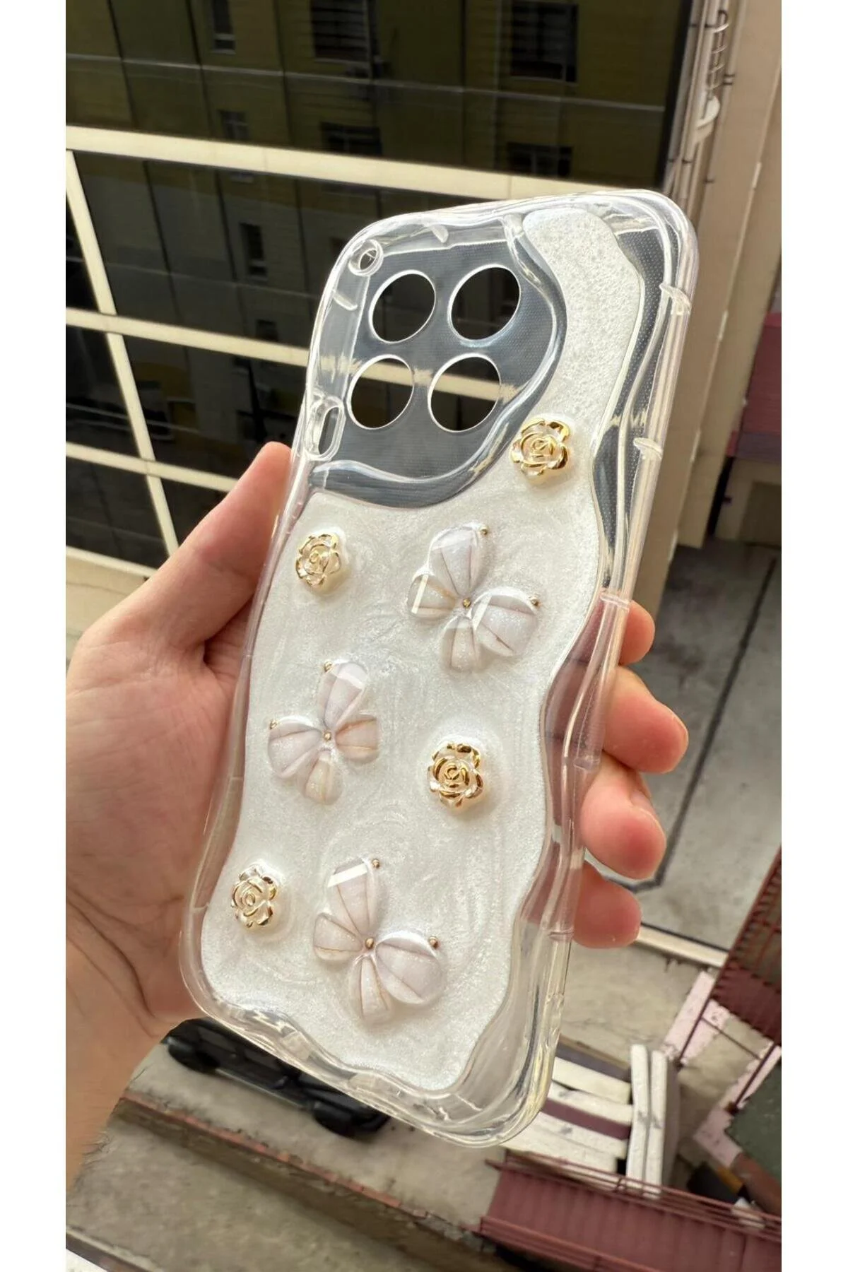کاور و قاب روکش ممتاز حک شده با پروانه گل دوربین سازگار TECNO CAMON 30 Rivor