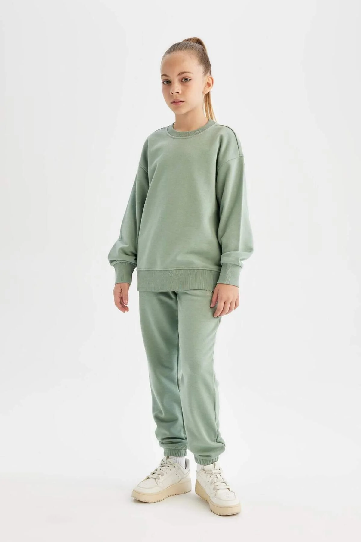 شلوار گرمکن سبز دخترانه و بچگانه کمر طرح دار دختران Jogger School With Pocket Six دفاکتو Defacto