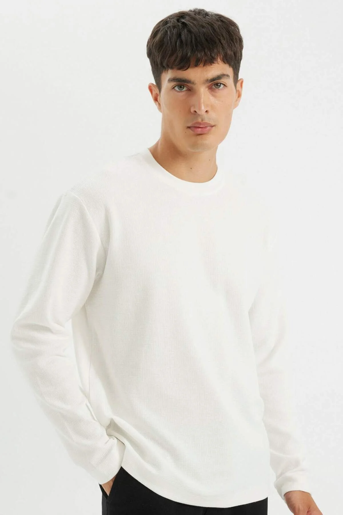 تی شرت مردانه عروسک دوچرخه مناسب Yaka Waffle Basic Sloove T Shirt D2801Ax24Au  Defacto