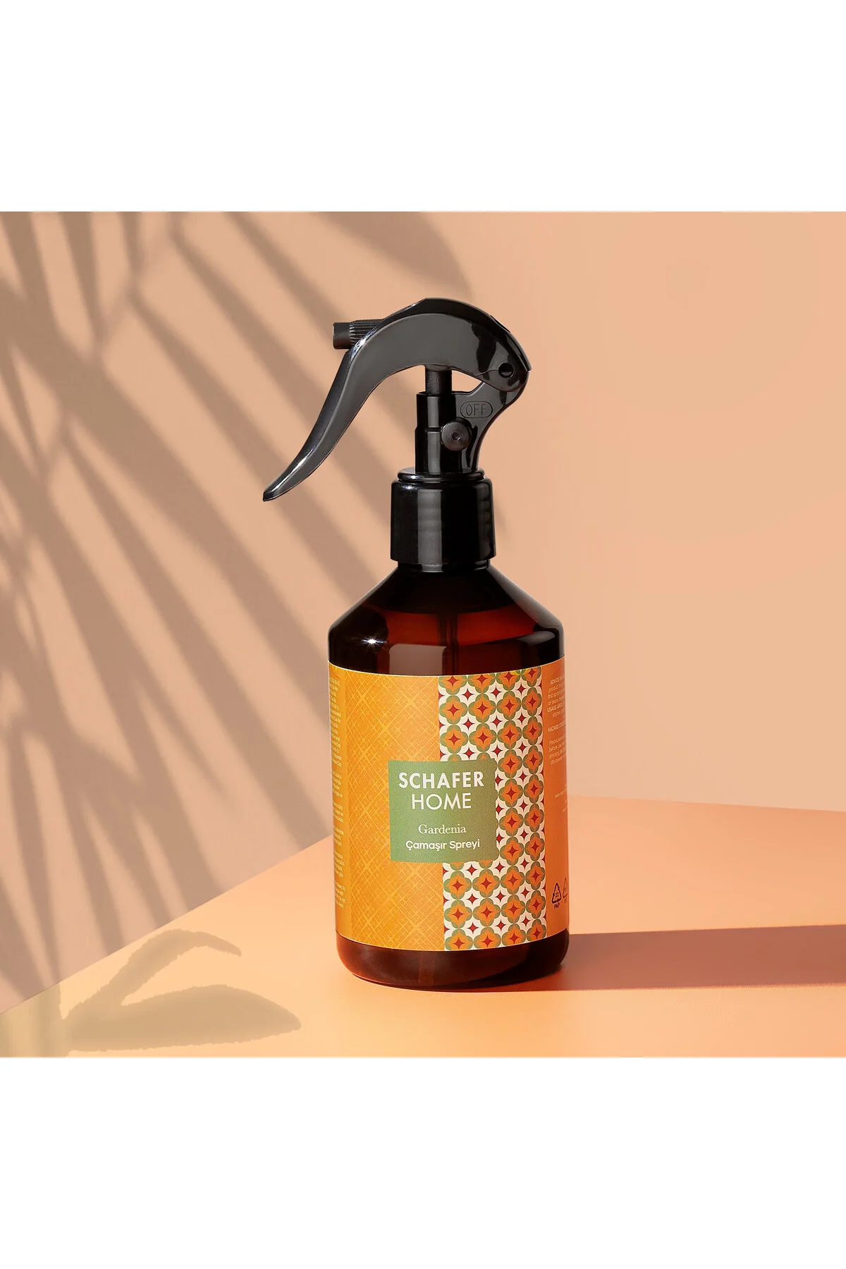 خوشبوکننده لباس HOME GARDENIA LAUNDRY SPRAY 250 ML 1 قطعه Schafer