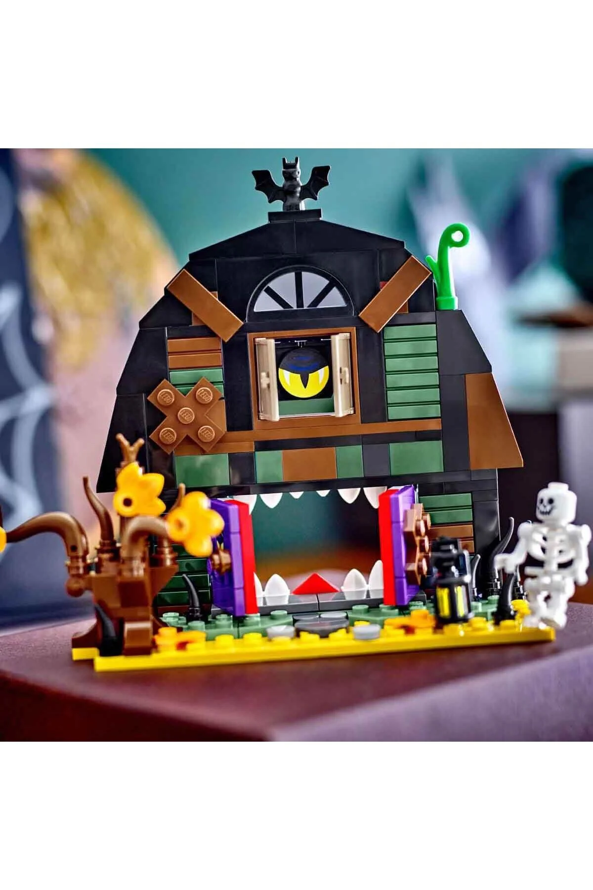 لگو و اسباب بازی های ساخت محور HALLOWEEN BARN 40721 – با مینی فیگور اسکلت برای کودکان 8 سال به بالا از ترکیه LEGO
